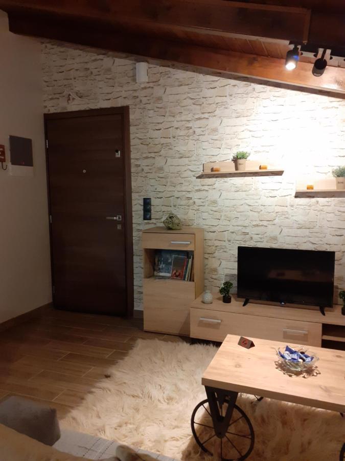 The View Attic Apartamento Ioannina Exterior foto